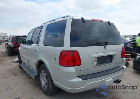 2005 Lincoln Navigator from USA, damaged, VIN 5LMFU27515LJ24658
